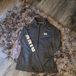 Women's Victoria Secret Pink Ultimate Pullover SMALL